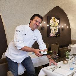 Raadskelder's profile picture. Sfeervol restaurant onder de toren van de Plechelmusbasiliek in Oldenzaal. Culinaire hart van Oldenzaal. Bistro Puur.!