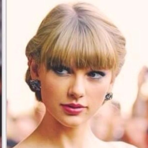 I dont know about you but im feeling 22 Taylor Swift is my idol i'll support her Forever and Always ♥RED OUT NOW♥