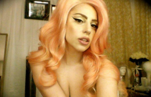 Lady Gaga fan for life. Posting all the latest photos, news, updates & gossip.