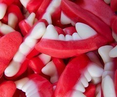 imavampirzombii's profile picture. I like rock and metal!! Stupid people irritate me!! I get confused way to much for it to be normal o_O but oh well