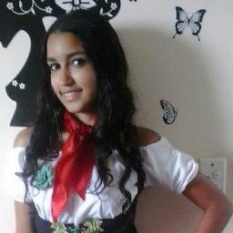 16 anos, leonina, curto stronda music, anime, musica japonesa e rock. My Face: http://t.co/9aPNfJyW