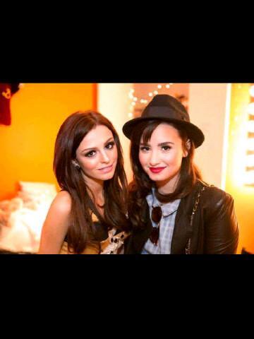 Cher Lloyd is my whole life,she follows! Once was a cherette,now known as a brat ♥