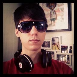 Somos o Fã Clube oficial do @Dj_Wallace  ( desde Abril de 2010 ) que tal dividirmos o nosso amor juntas(os) ?  *moderação @claudiaa_292 *