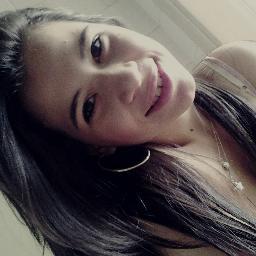 Você pode me chamar de idiota,Dizer que tenho problema.Mas se soubesse pelo o que eu passo, me chamaria de forte.!
