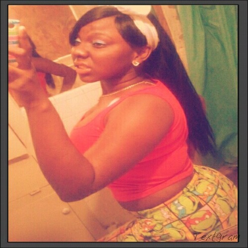 Fuck a Bio & Follow Me # follow my boyfriend @YouKnowHowWeCum,follow my sistah @thatsmyhoeeee_