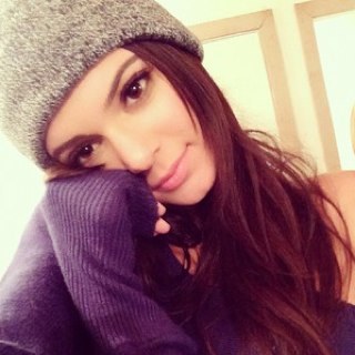 Hey guys:) fake kendall talk to me i love to talk! Looking for a good time:)