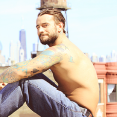 I'm the best in the world, you're not so..GOODBYE. Reigning WWE Champion for 365+ days. {Obviously not @CMPunk} Know before as @OhItsSoPunk...i'm back