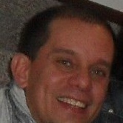 Coach, constelador familiar y organizacional, consultor , facilitador  y pana.