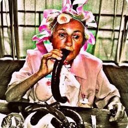 SnausagePig's profile picture. Under the sea...