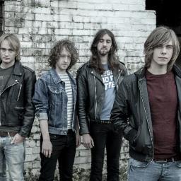 Hard rock band from the UK. Come get it!
http://t.co/DGG4pPeB