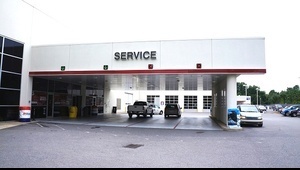 transportsoluti's profile picture. Transport Solutions is a top notch limousine and luxury car chauffeur service that caters various formal events such as birthdays, weddings, graduations, etc.