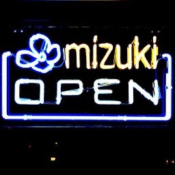 Japanese restaurant and lounge specializing in sushi and offering a full bar, with happy hour and specials every day.  https://t.co/drZ9jWUpMa