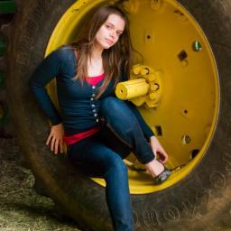 SweetAshalina's profile picture. I want to help and encourage others.