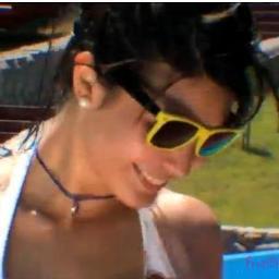 Mi idola?¿ Es una mujer maravillosa que nos demostro q hay que salir adelante pase lo q pase...y es Nicole Ugarte... @nicouga_ me sigio 15/09/12 a las 11:52 a.m