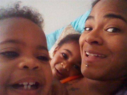 Cordylyndynryn's profile picture. Mother of 3 girls, employed with the State of California, loves to dance, music is life