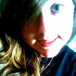 ✖ Ele é aquele que gosta de todas a belas canções, ele gosta de cantar junto, ele gosta de atirar com a sua arma, mas ele não sabe o que significa. -Nirvana' ✖