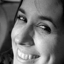 Interior / Environmental designer. Love wellness, traveling, reading, sharing, learning, discovering. #trabajoenred con @Tenigram