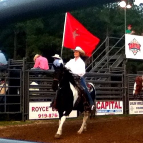 remingtonleighh's profile picture. I'd rather be hated for who I am than loved for who I'm not (; Born and raised a Carolina girl. Love trucks, guns, country boys, horses and  rodeos #lovinglife