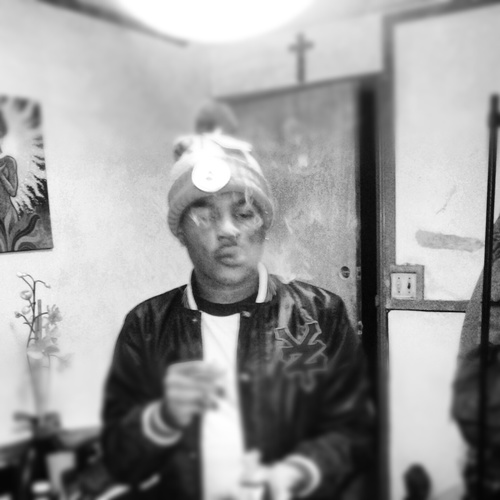 LetsblowMoMo's profile picture. #kingshit