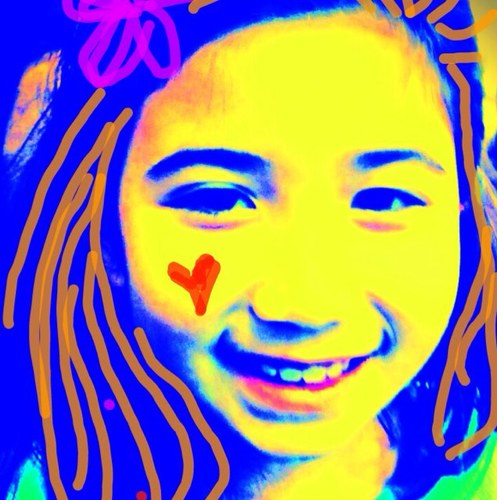 em_romero's profile picture. 