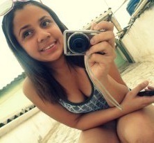 Inggrid , 17 anos , soolteeira ;pp 
Sincera , Amiga , Engraçada , Doidinha , aquela menina que vive a vida #INTENSAMENTE ;