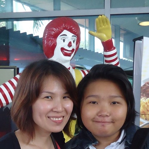 Missylilyx33's profile picture. GUITAR & UKULELE is my BEST-FRIEND & GIRLFRIEND :)