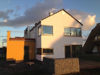 Ferienhaus in Dranske Rügen, Erholung, Ruhe, Entspannung, Meerblick, 200 m zum Meer, Sauna, Kamin, Freie Termine