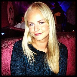 6 foot Anglo-Russian lady, with a Science degree. Sports Fashion Buyer. Lover of laughter, vino and legs. Life's Too Tall!