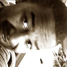 heyyyyy everyone im single =D