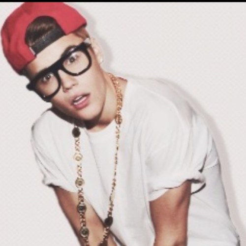 JujuMuteb's profile picture. #TeamBieber for life. Life? Sorry i have @justinbieber. Follow me to know more about JB.