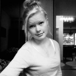 Just a normal Finnish teenager who loves dancing and having fun!
#hiphop #dance #music