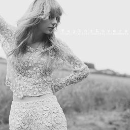 Hey, we're Jennifer, Ashly and Rowe Anne and we love @taylorswift13 to infinity and beyond. SWIFTIES since the beggining. ♡ :)