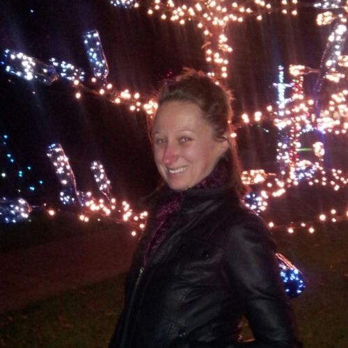 AmandaWrites's profile picture. Managing editor for @JDNews; Richlands, NC resident; bookworm; exercise (and pizza) enthusiast; wife of @Humphrey_85; mom to pint size human