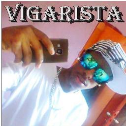 Muitos dizem que sou apenas mais um a tentar, mas eu digo que sou menos um a desistir....