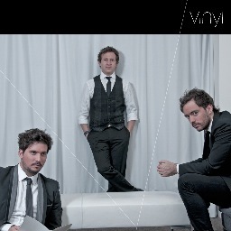 Sitio oficial de Vinyl en Twitter. Encuéntranos también en:
http://t.co/LPdiqrru, http://t.co/WF3u0Fxp