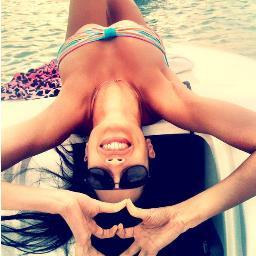 grmvicky's profile picture. Positiva, hiperactiva , deportista 100% Creo en Dios, la belleza de la vida esta en los buenos actos  te llenan tanto que no falta mas para ser FELIZ