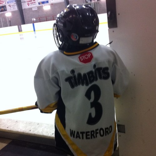 1111Abow's profile picture. 