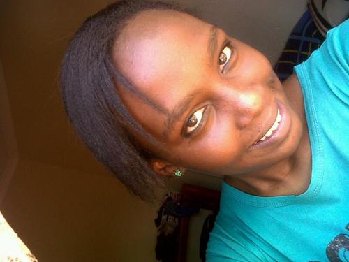 I'm just an extraordinary girl living in a big world. Get to know me. I live life and try and smile as possible 27122E26