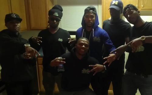 THIS PAGE GETTIN SHUT DOWN
FOLLOW THE OTHER PAGE... 
@MadeSquadEnt
