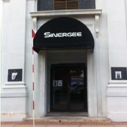 ClubSinergee's profile picture. SINERGEE is a 3 level Nightclub w/ Top DJs & Entertainment!
 21+
 
 Friday 9pm-2am w/ Hot 93.7's @RealDjKg & @DjMeechie
 Saturday 9pm-2am House w/ Dj Gera