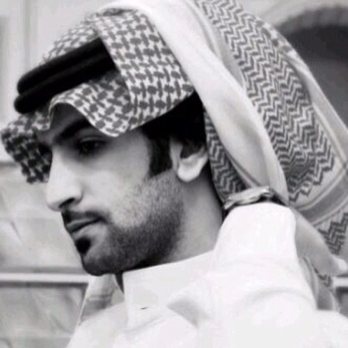 ⌗۫ أنتَ يَ منَ أسْتأصلَ منَ قلبْي آلراحَة وأرتَكز علىَ صّدريَ ليغٌفىَ أشَهد بأنيَ مآزلتَ أتنفَس آخلآصَ حْبي لكَ