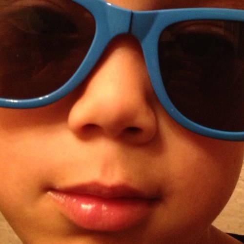 fabiandech's profile picture. Dont be tweetin' about twat. Before you know it I'm giggling on what I google.