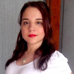 Sou só um cordeirinho com uma mente superior... ♫ Gosto de musica, filmes, livros, abraços, sorrisos, amaços,  internet, amigos, festas, e muito mais! (: