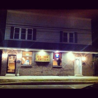 Open 7 days a week from 6AM-2PM. I offer breakfast, sandwiches, hoagies, bagels, and the best coffee around. Call 570-876-1290. All major credit cards accepted