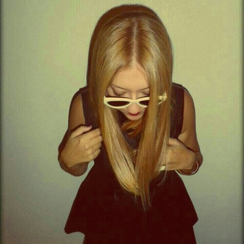 sofia_stein's profile picture. Cuento historias con ropa. Fashion Stylist. Half part of http://t.co/Qpjrlg4O