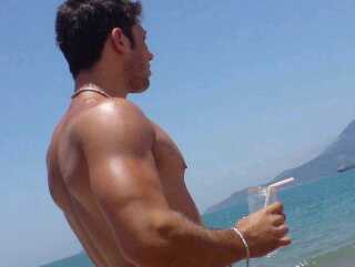 Empresario/Gerente #NopainNogain Follow me!!! Public Relations and Management at the Institute since 87 =)
