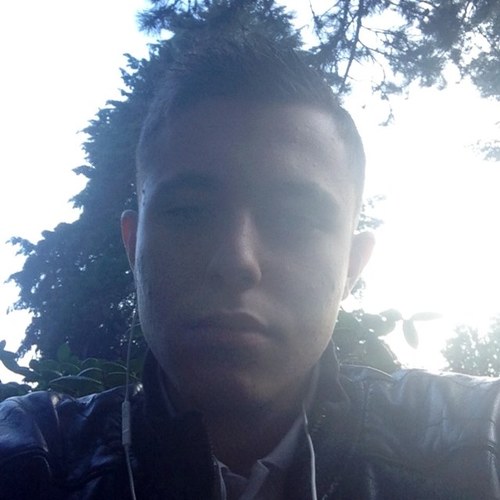 Jeune Youtubeur Millionaire ~~Kemal82G Suisse BiH RPZ

Peace