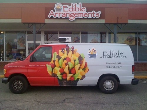 Portsmouth Edible Arrangements serving the freshest fruit arrangements. Seacoast & Central NH to S. ME.
WE LOVE DIPPING FRUIT IN CHOCOLATE!