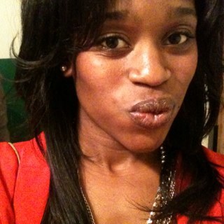 _MegNoelle's profile picture. 