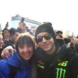 Motociclista da sempre, sono anche 1 grande tifosa di @valeyellow46 e della yellow community. Passione per le moto, la musica e la fotografia.